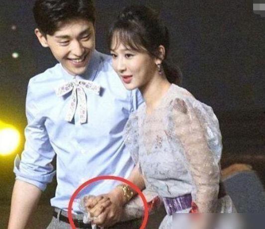 娱乐圈吃瓜代号蜜蜂是谁 吃瓜网官网,揭秘娱乐圈神秘吃瓜达人身份之谜